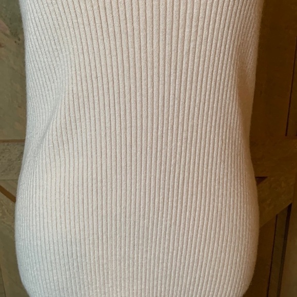 Magaschoni cream color sleeveless sweater dress Size Large - Picture 3 of 10